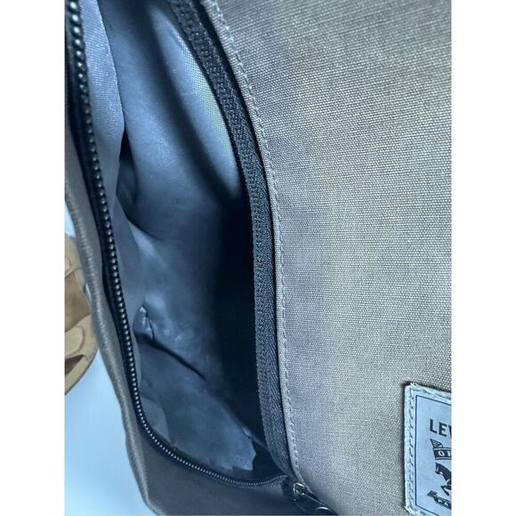 Levi's Men's Valencia Roll Top Backpack Men's Roll Top Backpack Tan Black *Notes - Picture 14 of 16